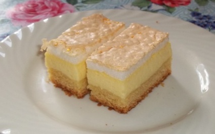 Tvarohový zákusok so snehom