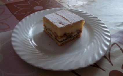 Jablkový s pudingom