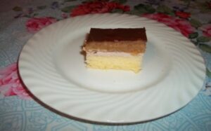 Jablkový so smotanou