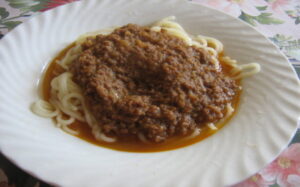 Špagety s mletým hovädzím mäsom