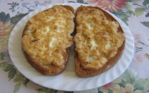 Vajcový chlieb so syrom