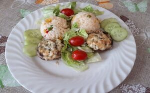 Šampiňóny plnené nivou a slaninou