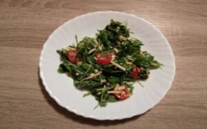 Rukolový šalát s tuniakom