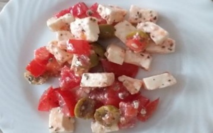 Šalát s balkánskym syrom